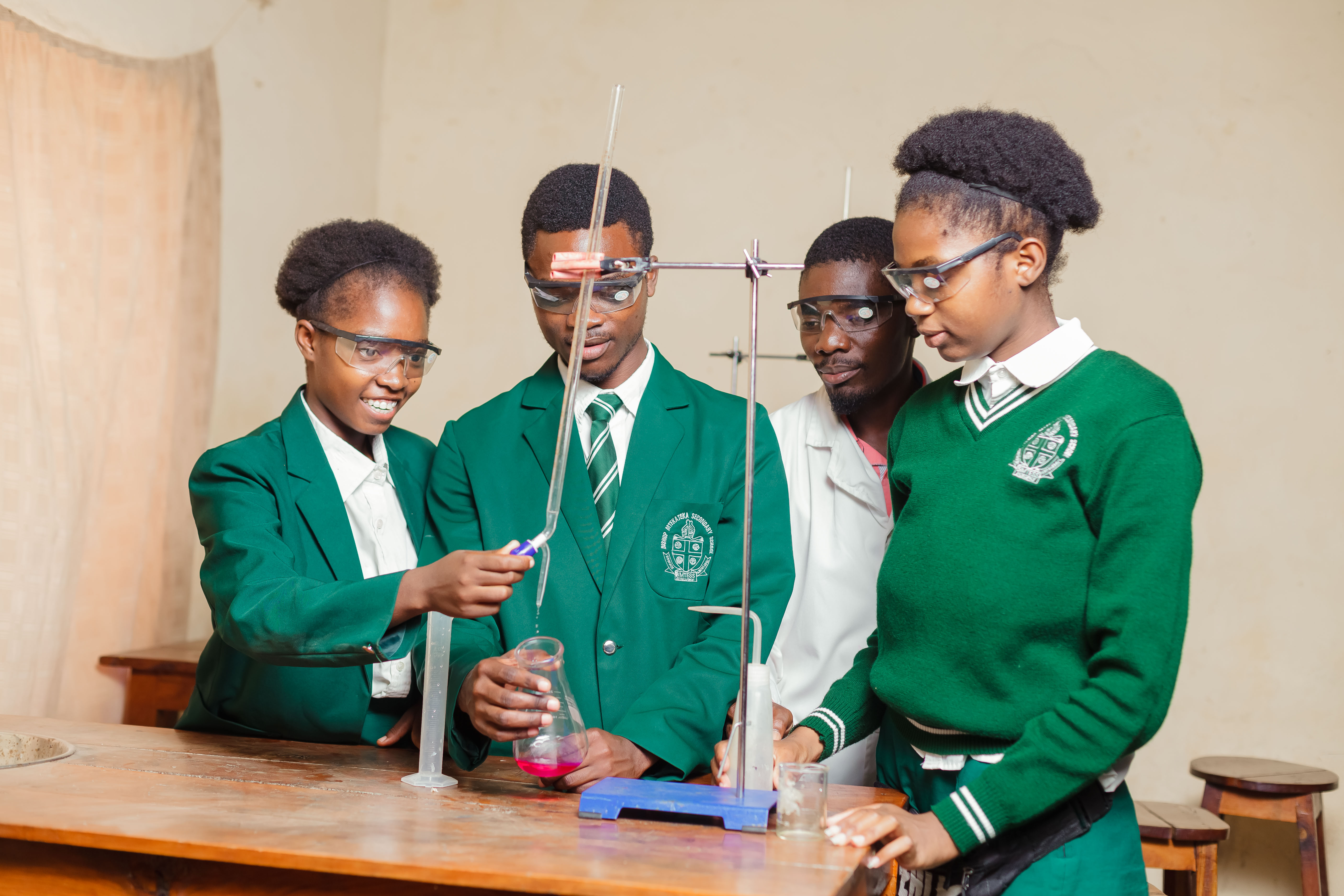 Physics Lab Equipment